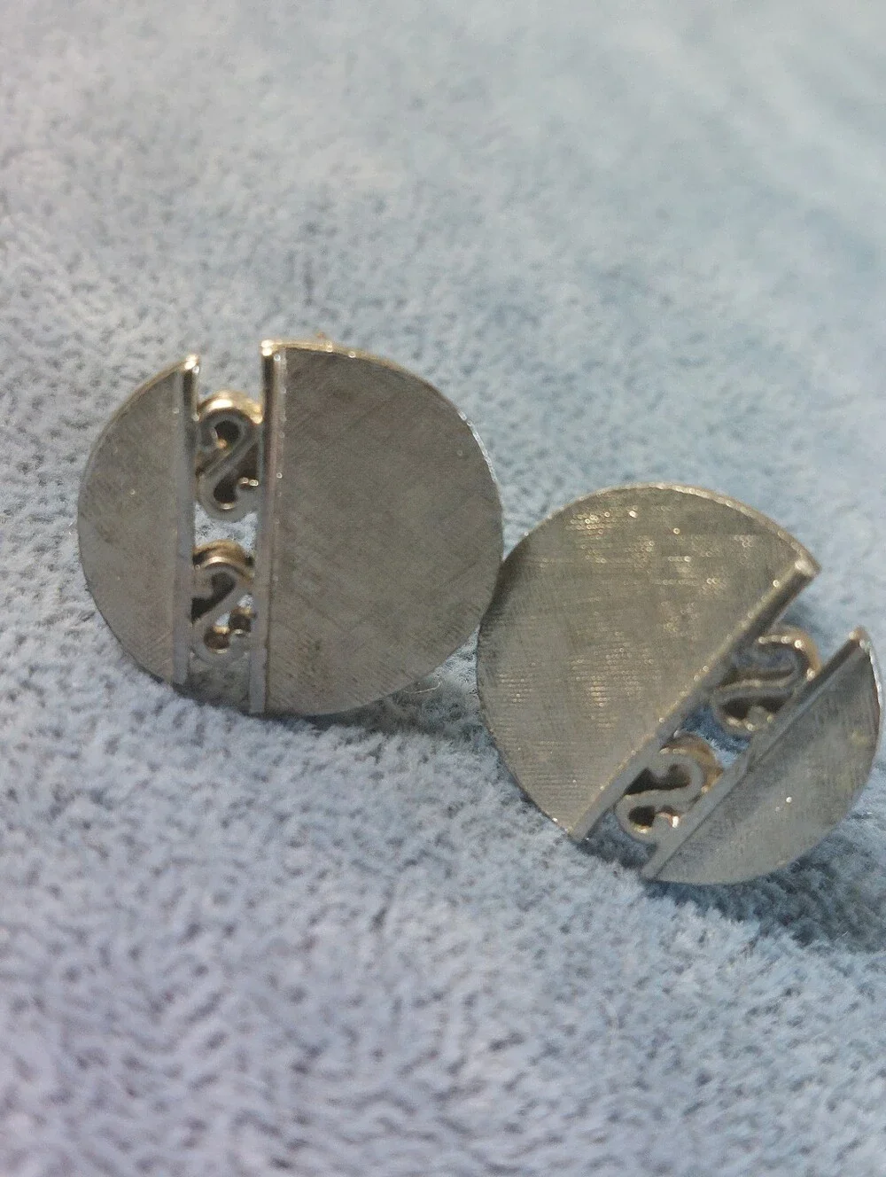 Lot of 2 Vintage Mid-Century Silver Tone Geometric Cufflinks Square Round Estate